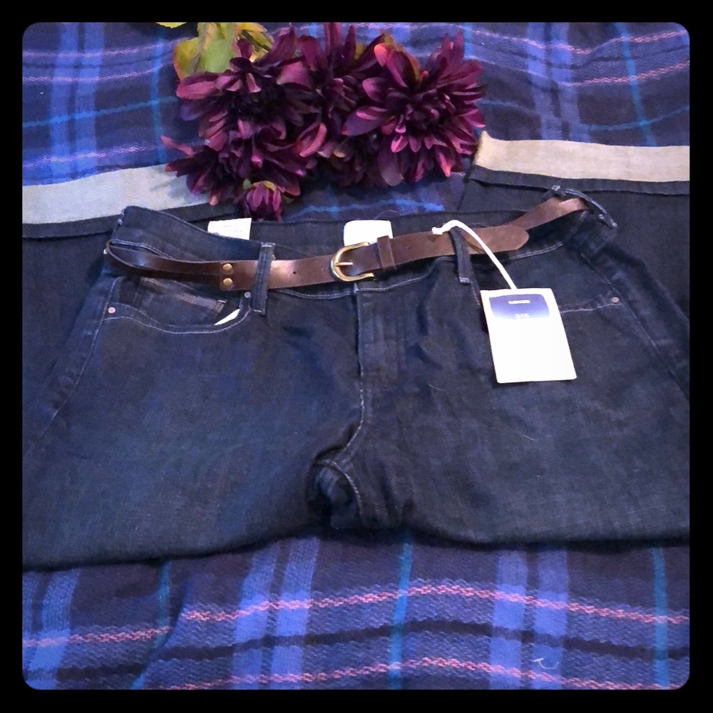 Dark Denim Roll Cuff capris